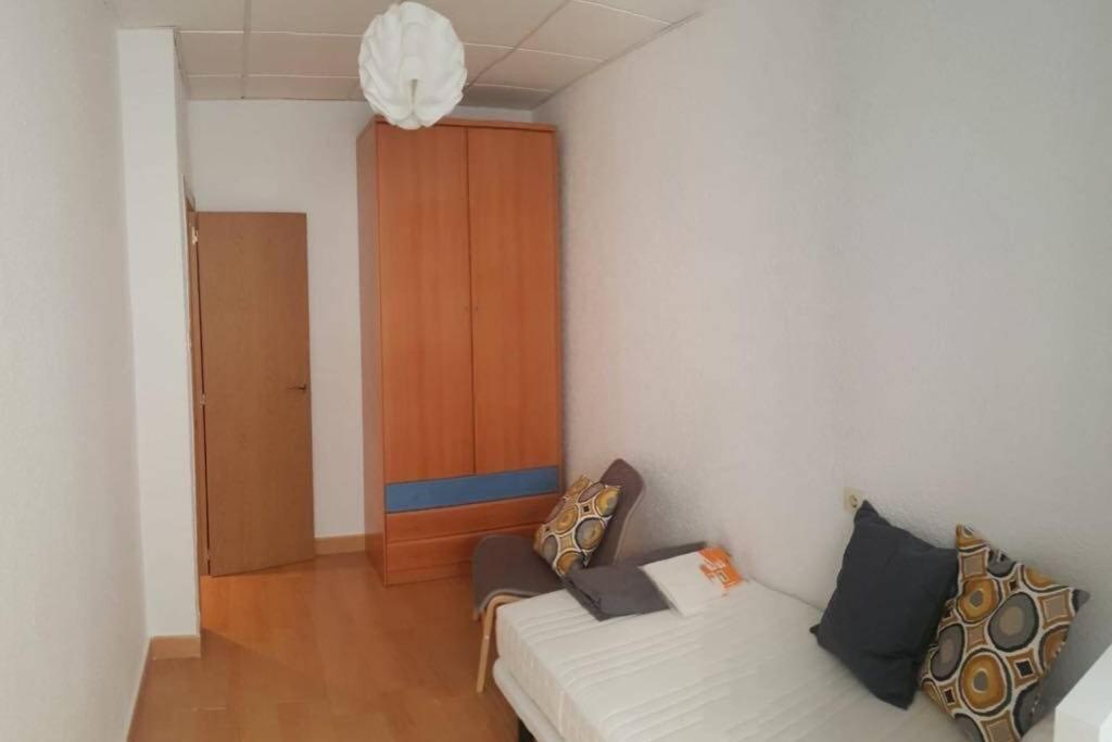 Cozy Apartment In The Heart Of Alicante! Exterior photo